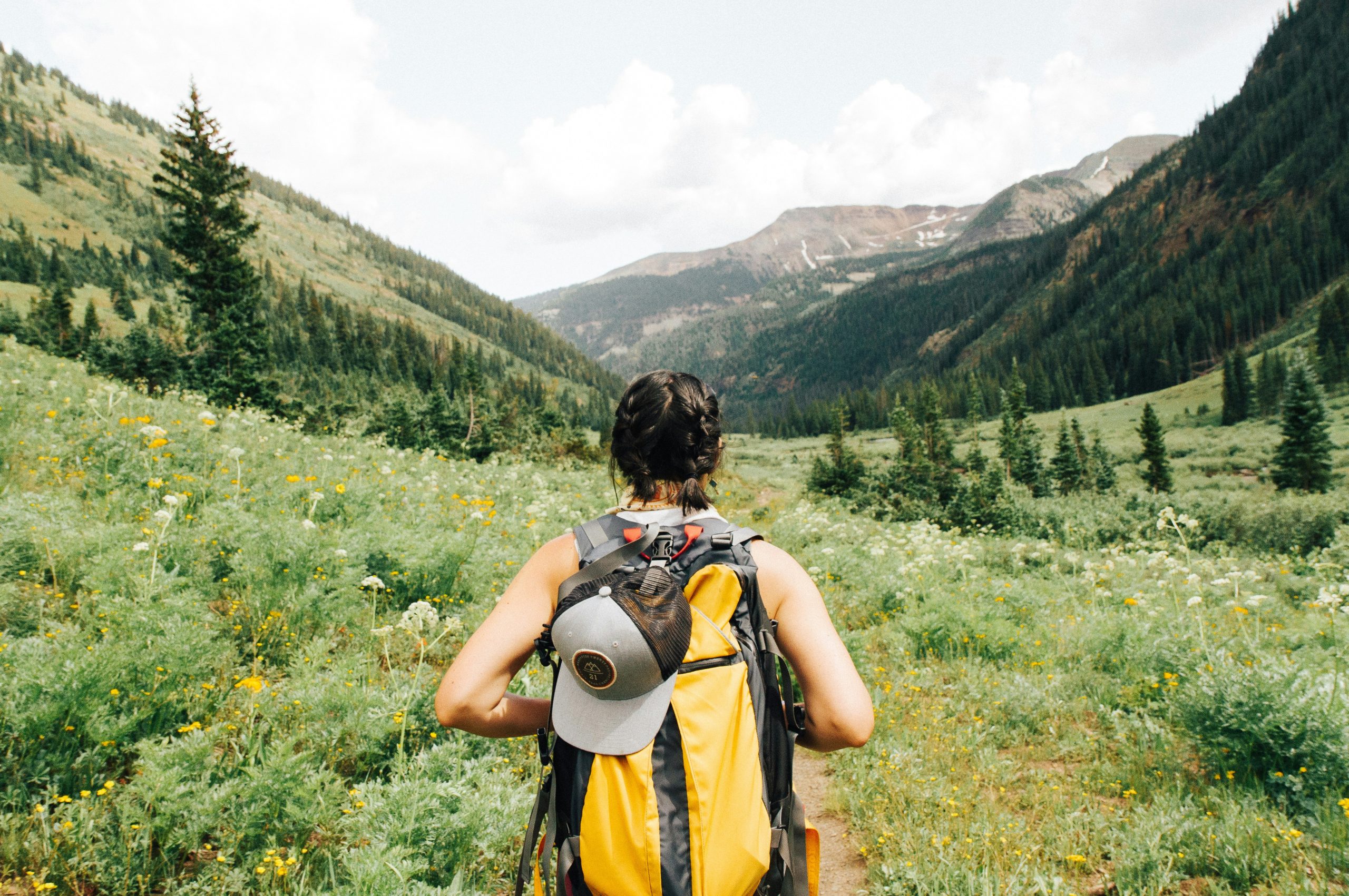 5 Amazing Ways Traveling Solo Helps Build Confidence